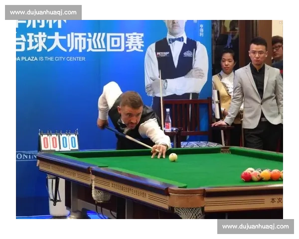 闫晓楠对阵李芮知焦点之战谁能在擂台上书写全新传奇巅峰对决引爆格斗世界